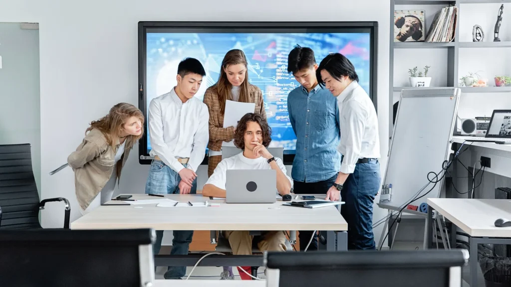 Desarrollo de SaaS para startups: arquitectura, costes y roadmap para lanzar