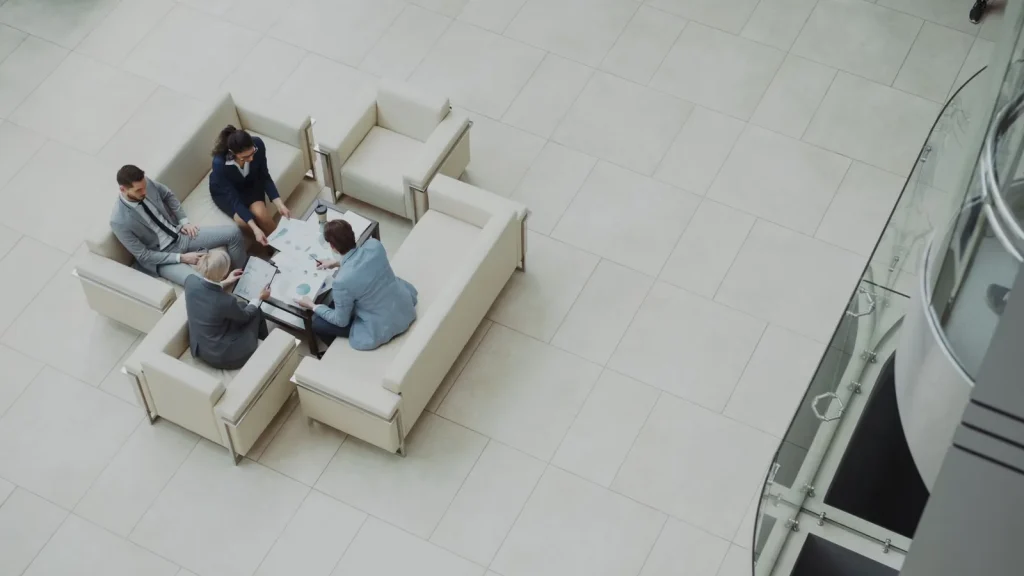 Niubiq levanta 410.000 euros con Angels Capital para escalar su inteligencia comercial